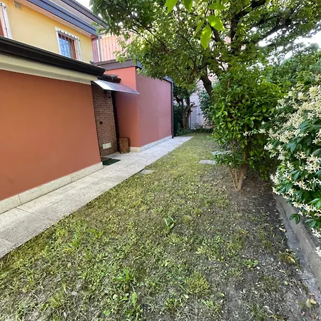 Garden Venice メストレ